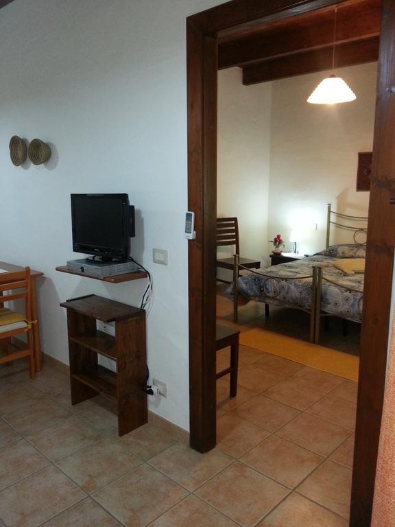 Agriturismo La Barca In Secca Olmedo Eksteriør billede