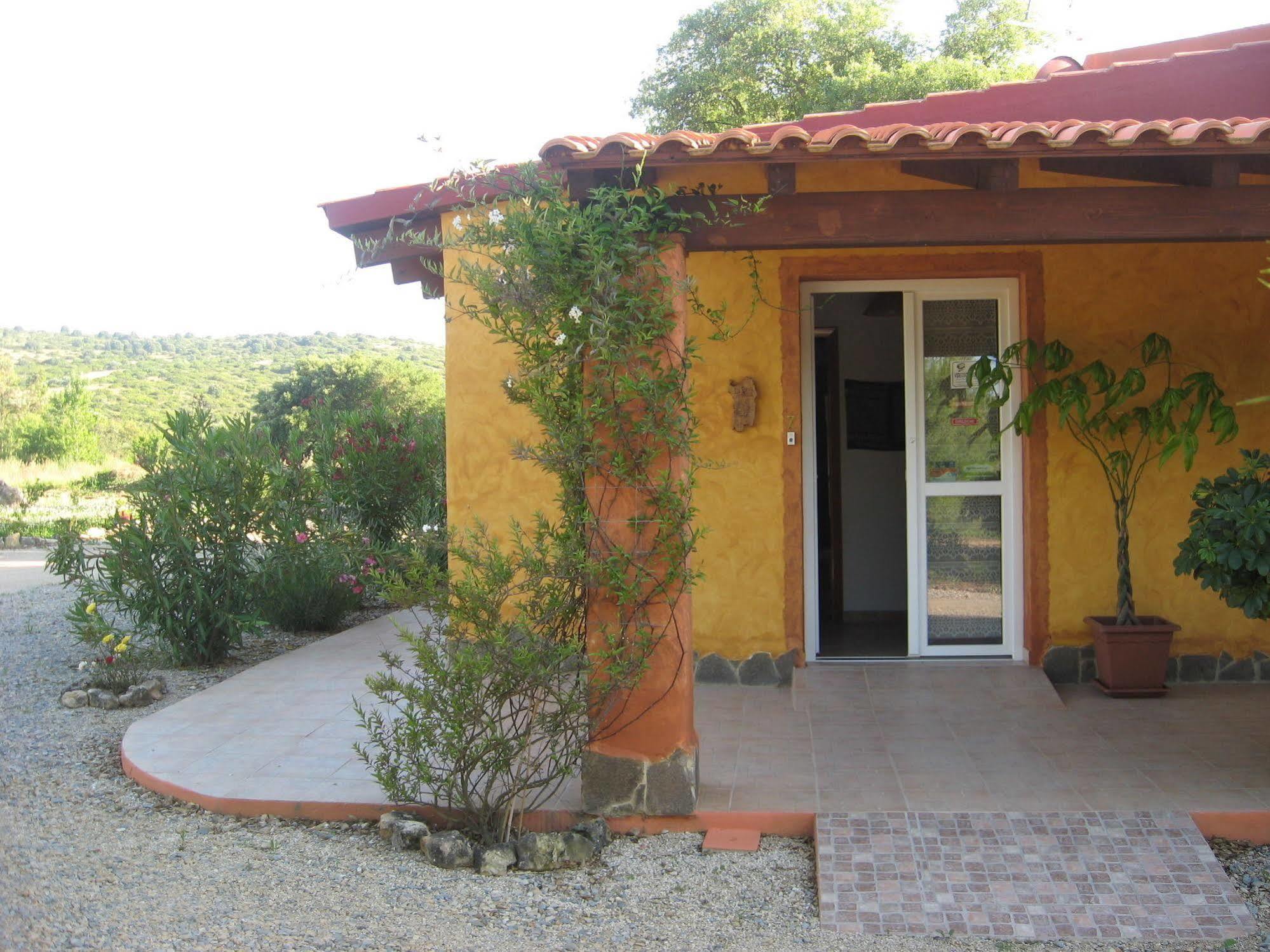 Agriturismo La Barca In Secca Olmedo Eksteriør billede