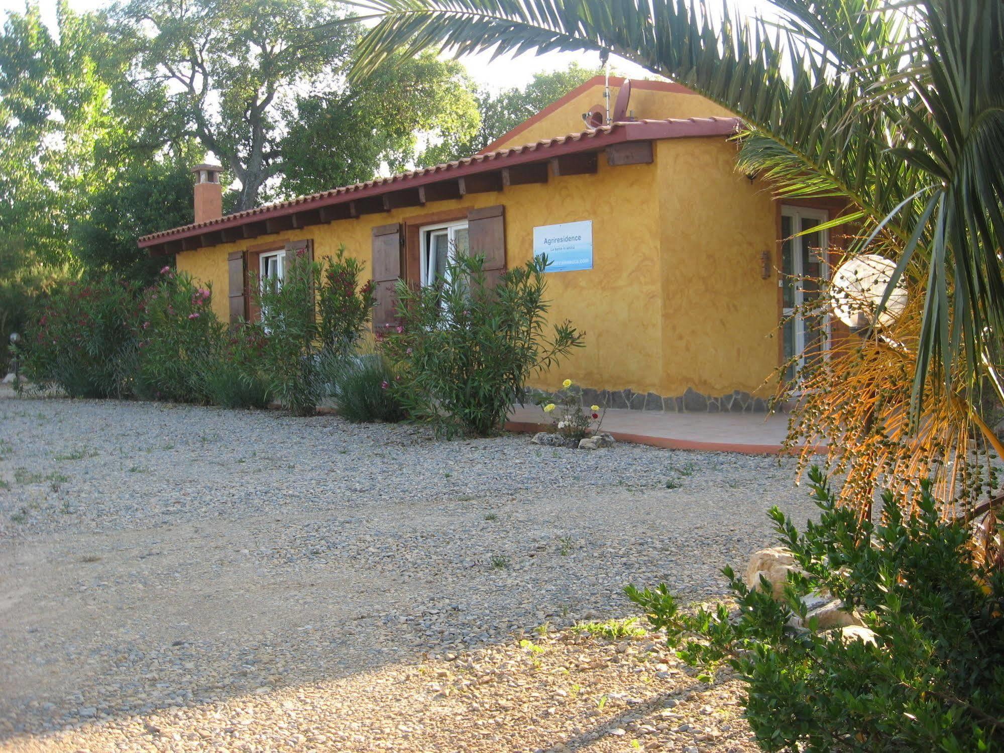 Agriturismo La Barca In Secca Olmedo Eksteriør billede
