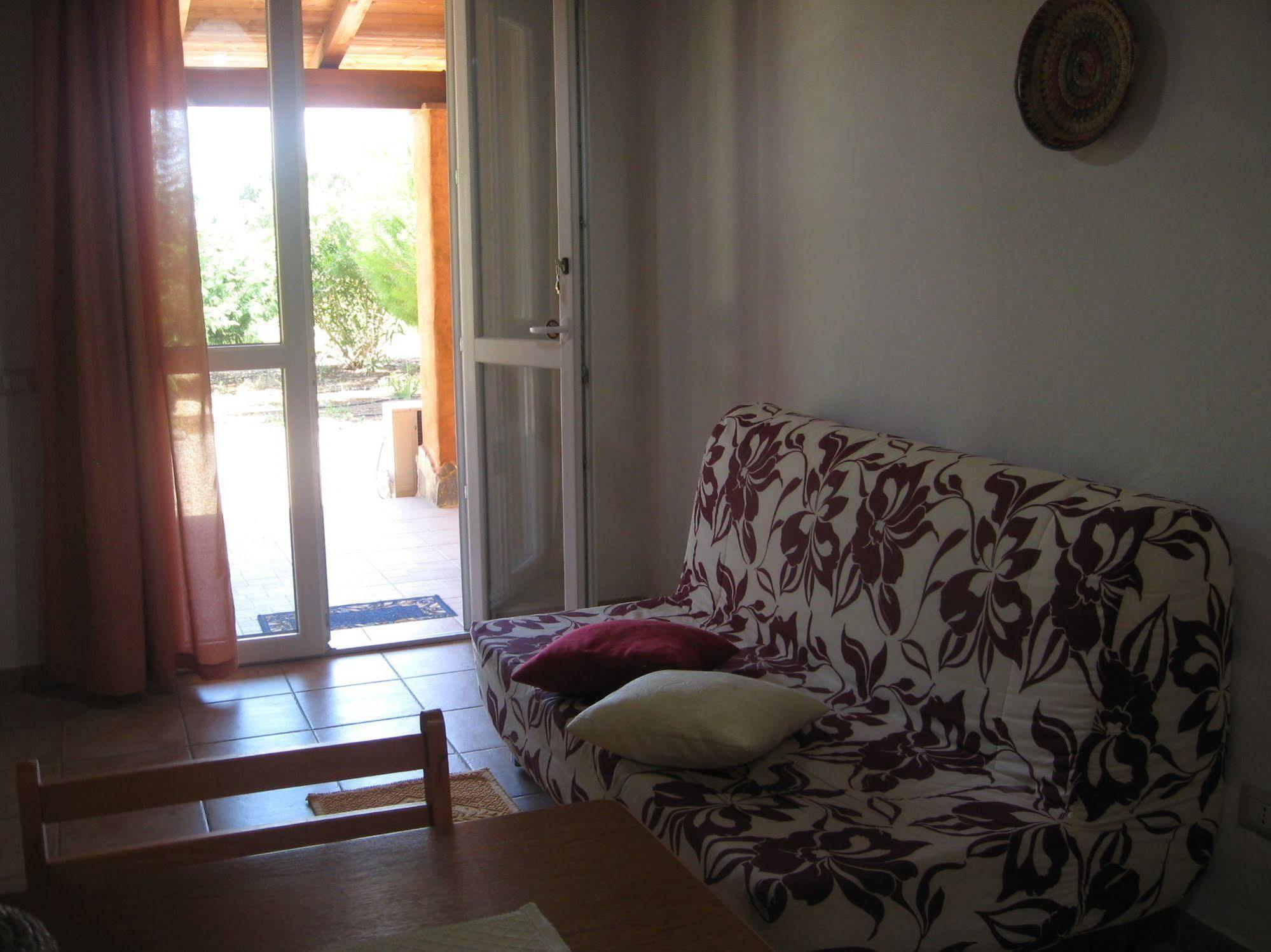 Agriturismo La Barca In Secca Olmedo Eksteriør billede