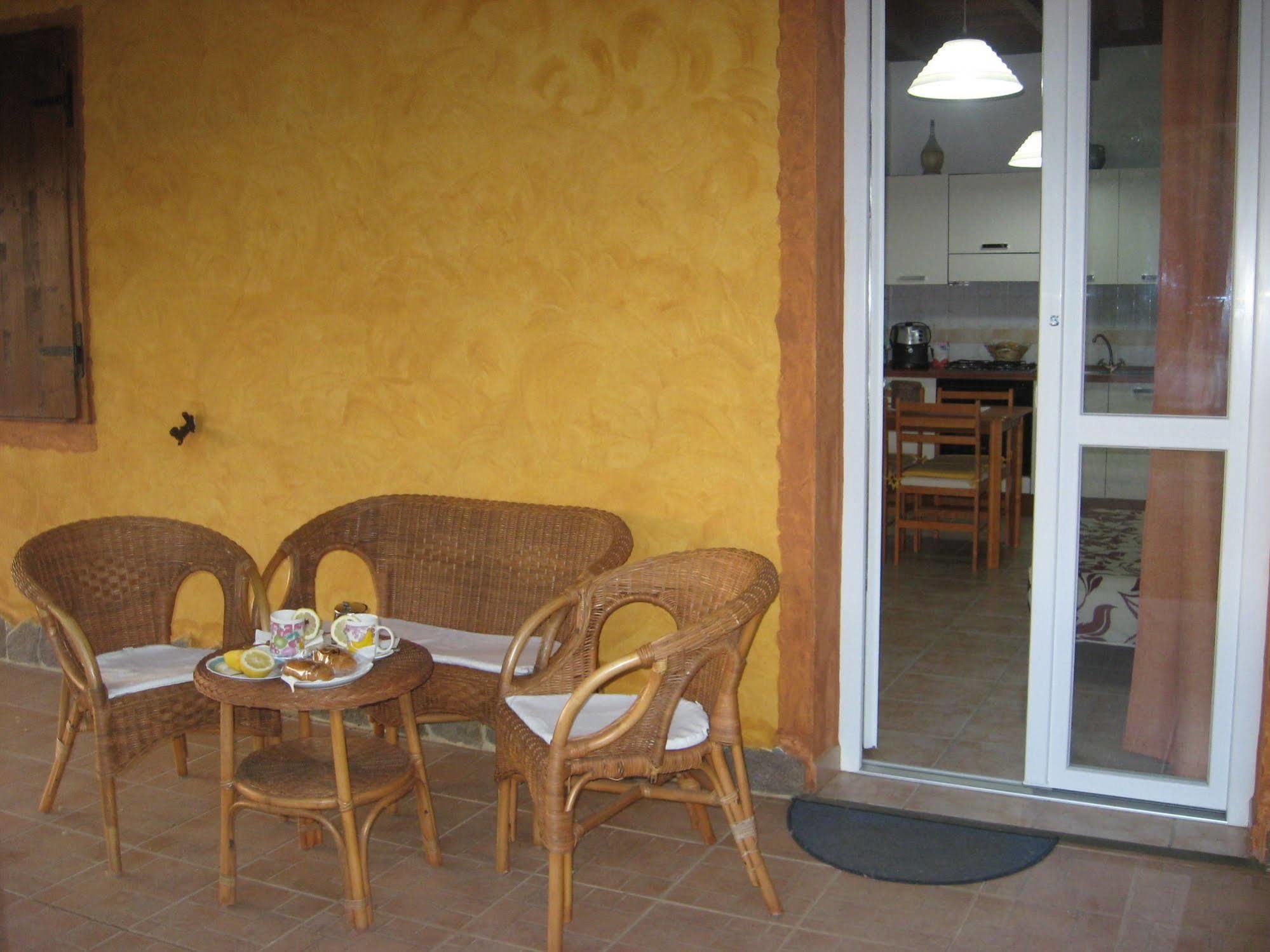 Agriturismo La Barca In Secca Olmedo Eksteriør billede