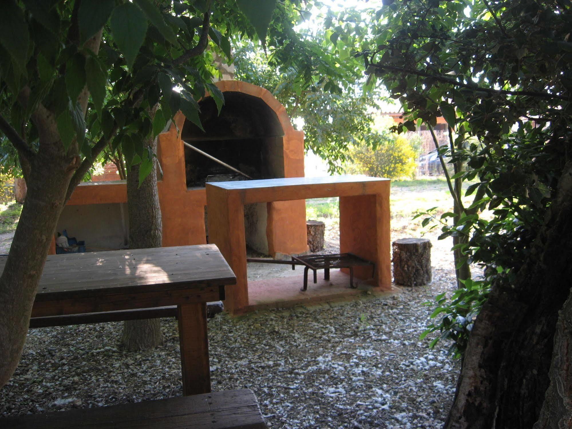 Agriturismo La Barca In Secca Olmedo Eksteriør billede